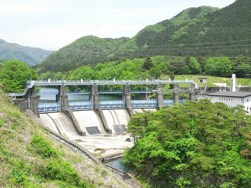 中岩ダム