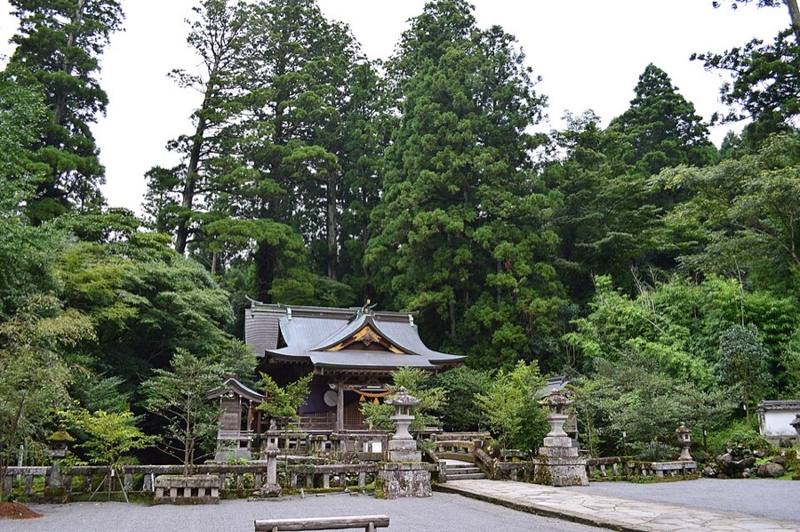 宇奈岐日女神社