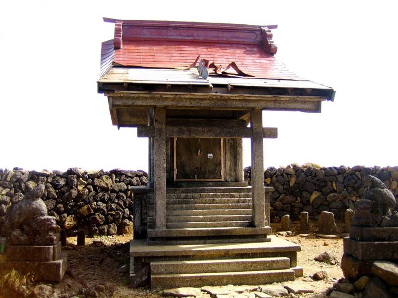 蔵王山神社